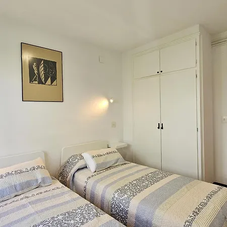 Apartment 7821 In *